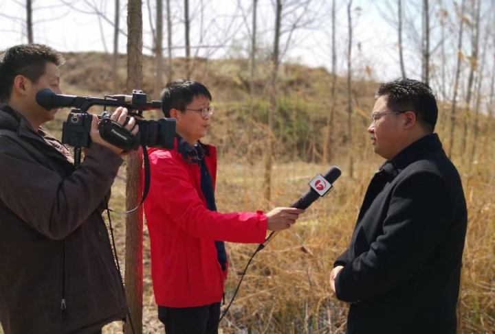 （热点）复旦附中语文特级教师黄玉峰走进百姓大学堂  泰州·民生  泰州新闻网